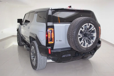 2024 GMC Hummer EV 3X - GCC Specs - Preowned-2