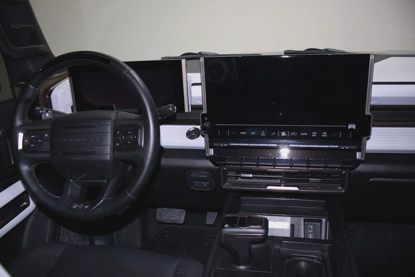 2024 GMC Hummer EV 3X - GCC Specs - Preowned
