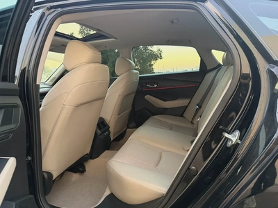 Honda Accord —EX-L —2023– GCC— FREE ACCIDENT—ORIGINAL PAINT—LOW MILAGE—UNDER WARRANTY-EXCELLENT COND-6