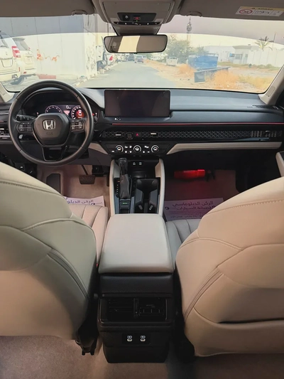 Honda Accord —EX-L —2023– GCC— FREE ACCIDENT—ORIGINAL PAINT—LOW MILAGE—UNDER WARRANTY-EXCELLENT COND-8