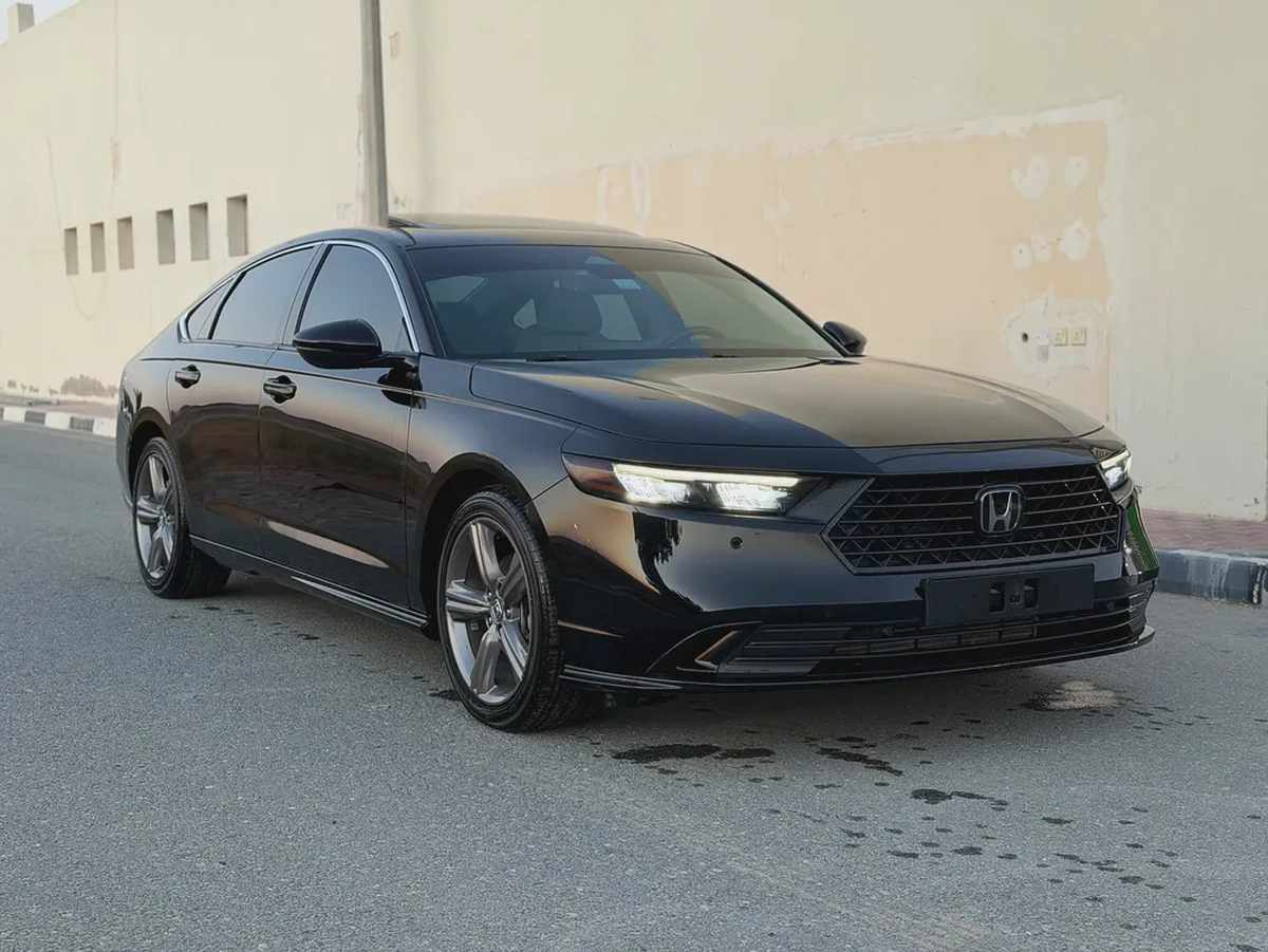 Honda Accord —EX-L —2023– GCC— FREE ACCIDENT—ORIGINAL PAINT—LOW MILAGE—UNDER WARRANTY-EXCELLENT COND