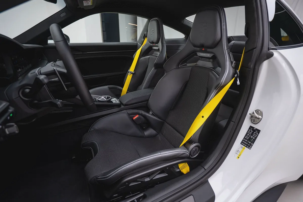 2025 PORSCHE 911 GT3 TOURING | MAIN DEALER WARRANTY | HIGH SPEC-11-11