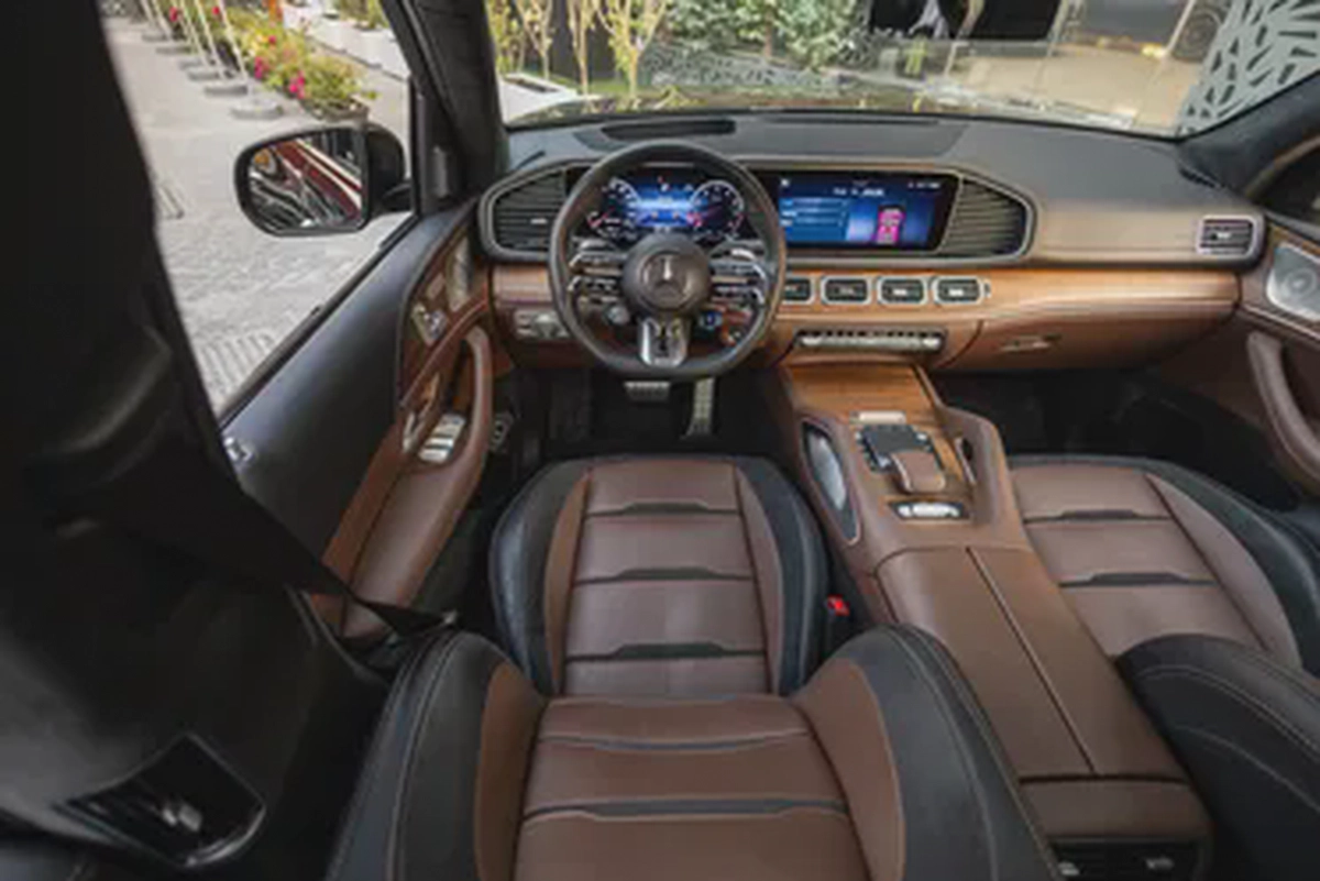 Mercedes-Benz GLS 63 AMG 2024-10-10