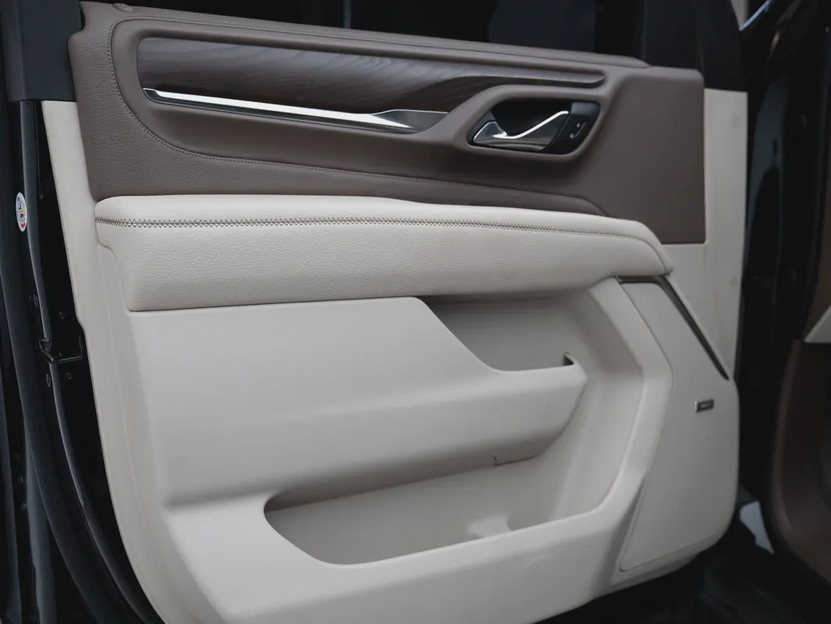 2021 GMC Yukon Denali | GCC Specs | | 4WD | Full Size SUV-11-11