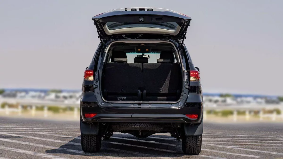 Toyota Fortuner EXR 2.7L 4WD-15-0
