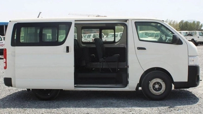 Toyota Hiace HIACE 2.5L STANER DIESEL 2025-11