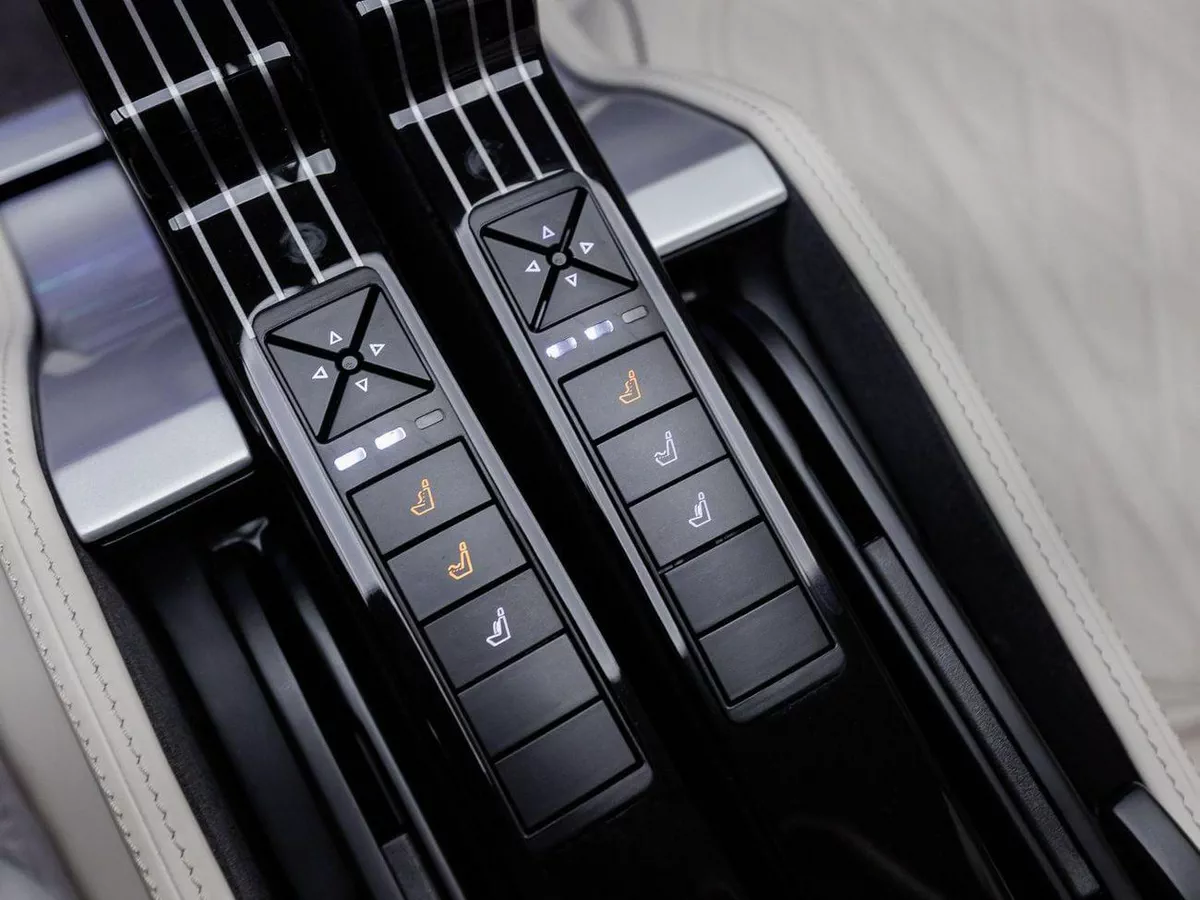 Mercedes Benz V300 AVANTGARDE MBS GRAVITY ZERO VIP-13-0