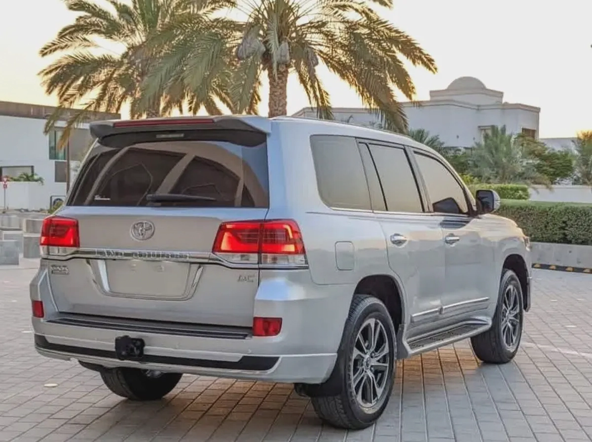 Toyota Land Cruiser GXR Grand Touring 2021 Inhluae finance availbleGCC Specs-6-6