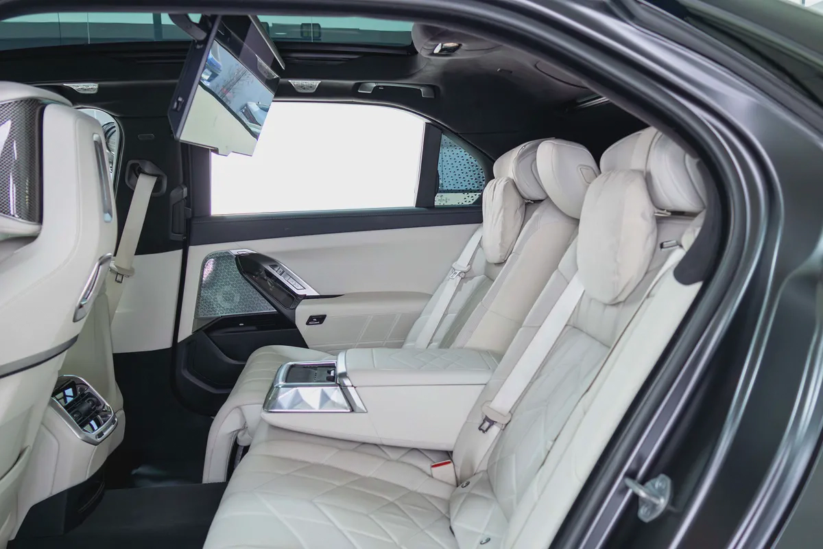 BMW M760E-Frozen Black Matt-Special Order-High Specifications-M Sports Package-Rear Executive Lounge-15-15
