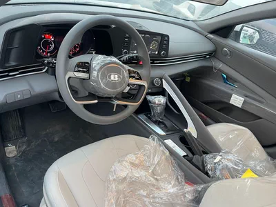 2023 Hyundai Elantra – Stylish, Efficient and Feature-Rich-4