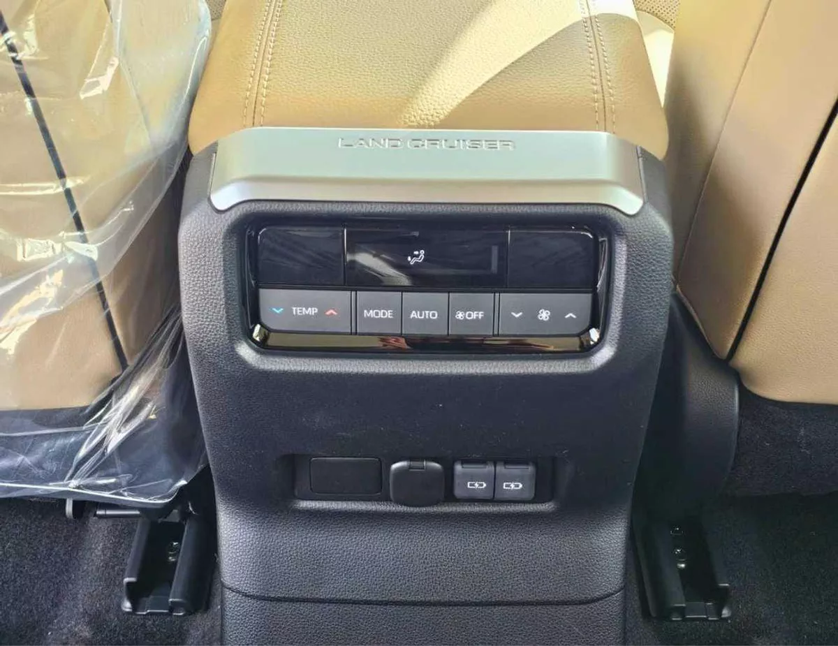 Toyota Prado GXR G ALL RONDER TURBO / 2.4L V4 PETROL / RADAR / DRIVER POWER SEAT WITH LEATHER (CODE # TXL3)-17-0