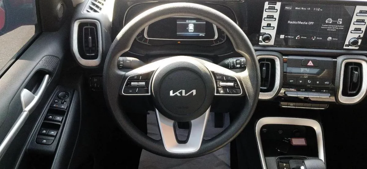 Kia Sonet EX Kia Sonet 1.5L Petrol 2025YM-19-19