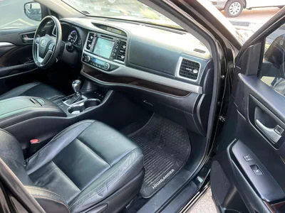 Toyota Highlander  2014 Toyota Highlander Full Option 3.5L V6 - Rear Camera - Push Start - Auto Trunk - AWD 4x4 - S-14