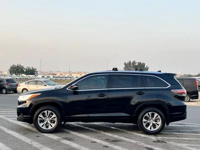 Toyota Highlander  2014 Toyota Highlander Full Option 3.5L V6 - Rear Camera - Push Start - Auto Trunk - AWD 4x4 - S-4