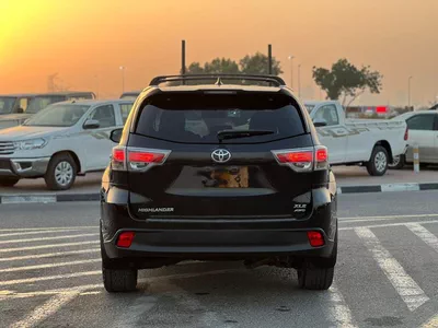 Toyota Highlander  2014 Toyota Highlander Full Option 3.5L V6 - Rear Camera - Push Start - Auto Trunk - AWD 4x4 - S-8