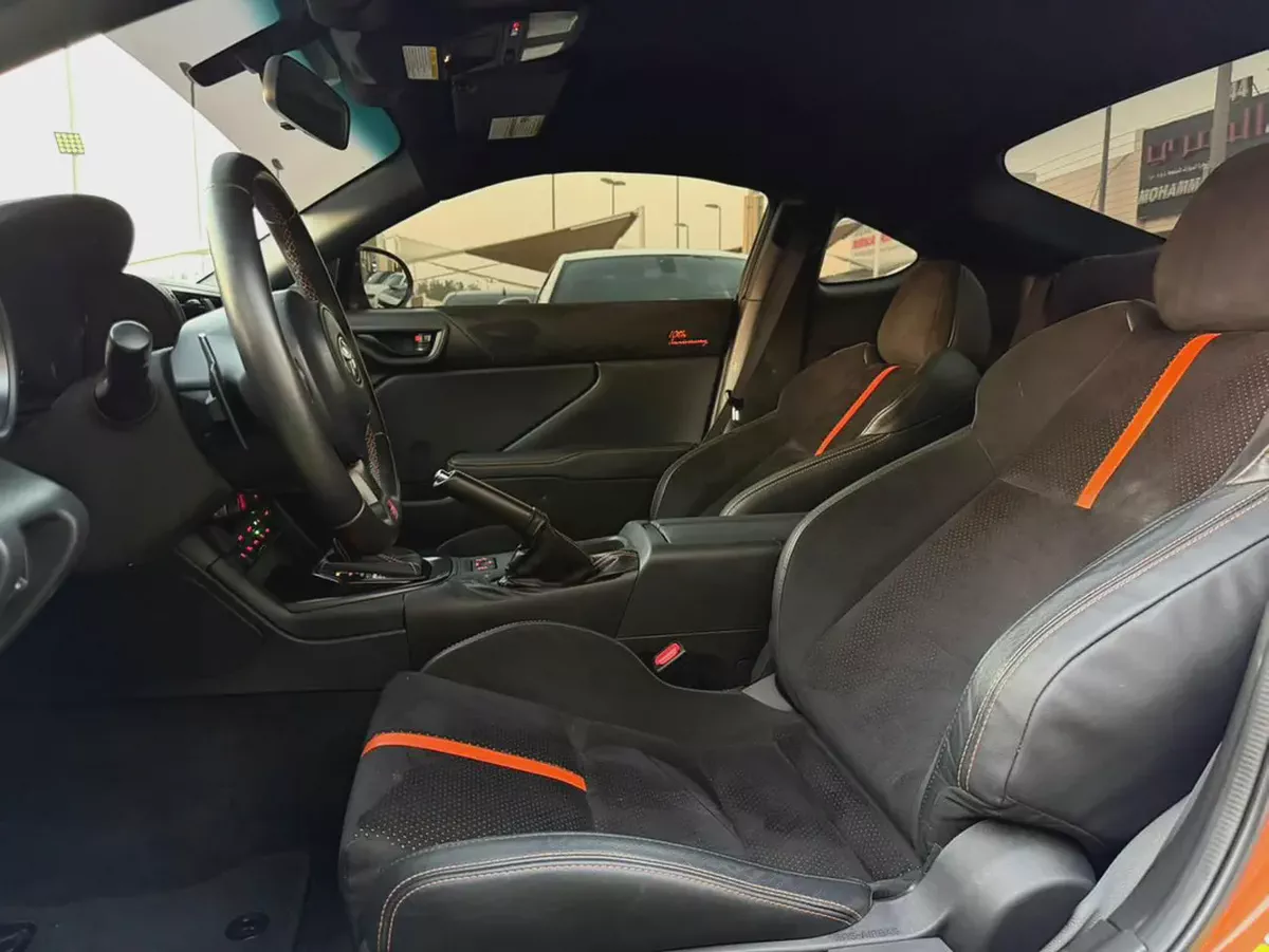 Toyota GR86 Premium 2023-8-8