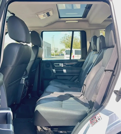 LAND ROVER LR4 2016 FULL OPTION GCC SPEC-16