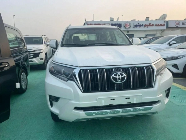 2023 new TYOTA PRADO 2700CC VXR FULL OPTION PETROL AUTOMATIC ZERO KM