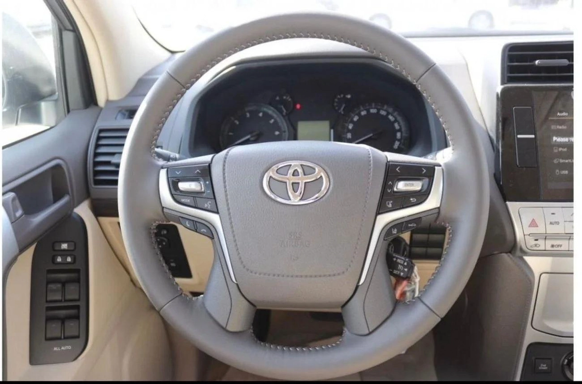 2023 new TYOTA PRADO 2700CC VXR FULL OPTION PETROL AUTOMATIC ZERO KM-8-8