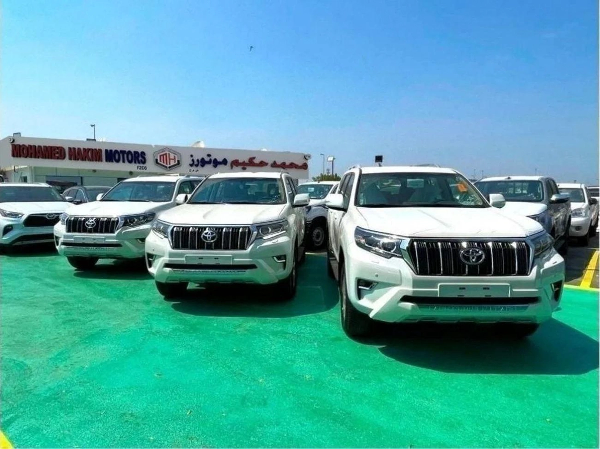2023 new TYOTA PRADO 2700CC VXR FULL OPTION PETROL AUTOMATIC ZERO KM-9-9