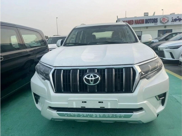 2023 new TYOTA PRADO 2700CC VXR FULL OPTION PETROL AUTOMATIC ZERO KM