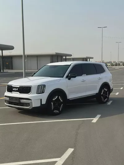 Kia Telluride 2023 GCC Specs | Spacious 8-Seater SUV | Immaculate Condition-0