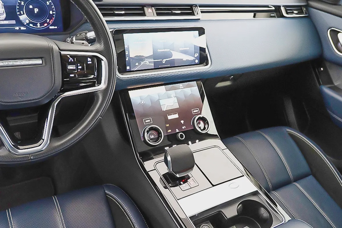 3,303 AED / 60 month’s | 0% DP | 2021 Range Rover Velar P250 S / Full-Service History-8-8