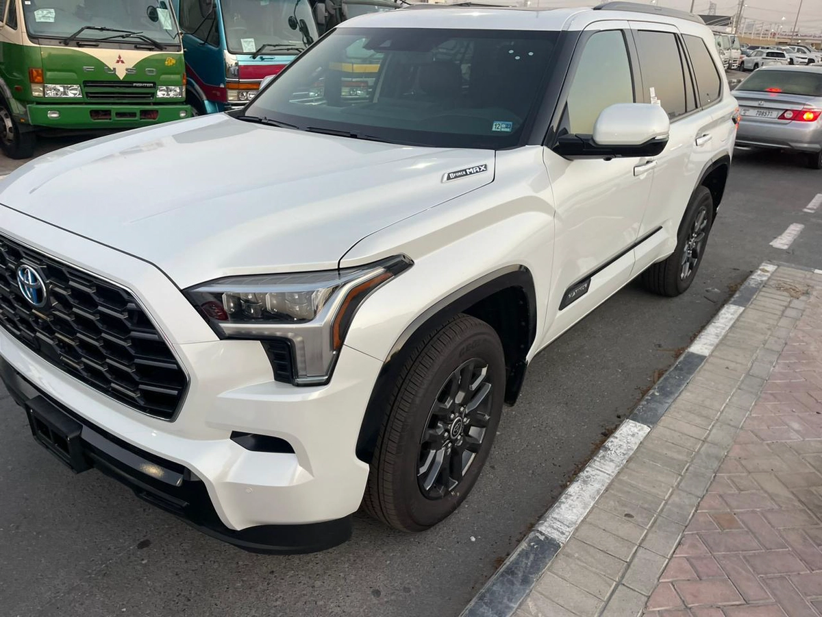 2025 Toyota Sequoia – Full-Size SUV with Power & Luxury