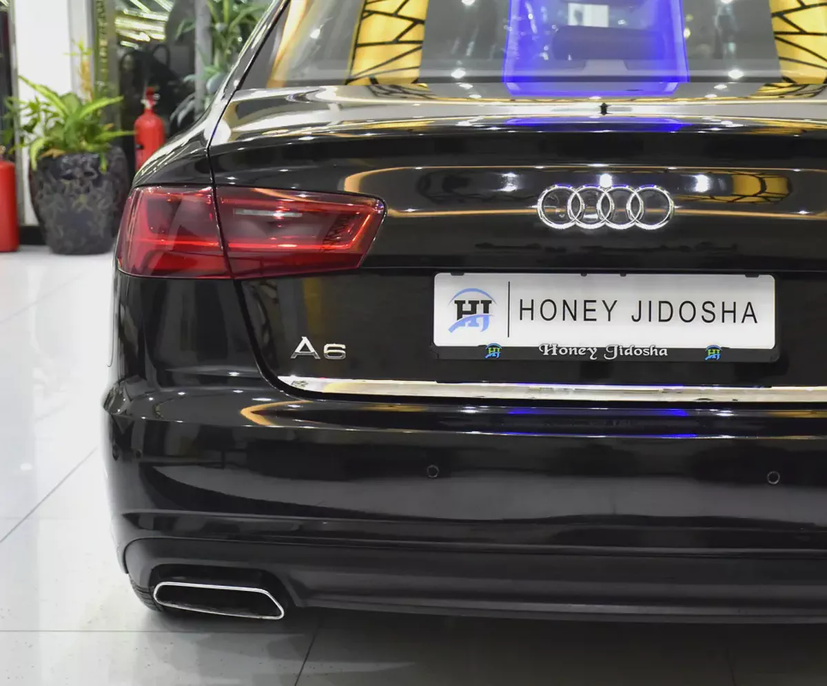 EXCELLENT DEAL for our Audi A6 35FSi Quattro ( 2016 Model ) in Black Color GCC Specs-6-6