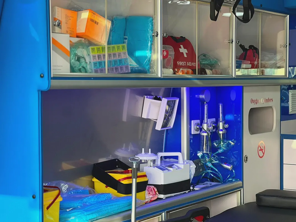 2022 Nissan Urvan Ambulance | Fully Equipped Ambulance with Complete Emergency Medical Setup, Well M-12-12