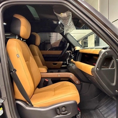 Land Rover Defender HSE 110 HSE 2024 GCC specs-15