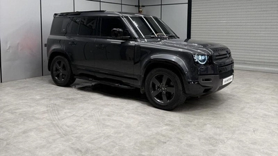 Land Rover Defender HSE 110 HSE 2024 GCC specs-7