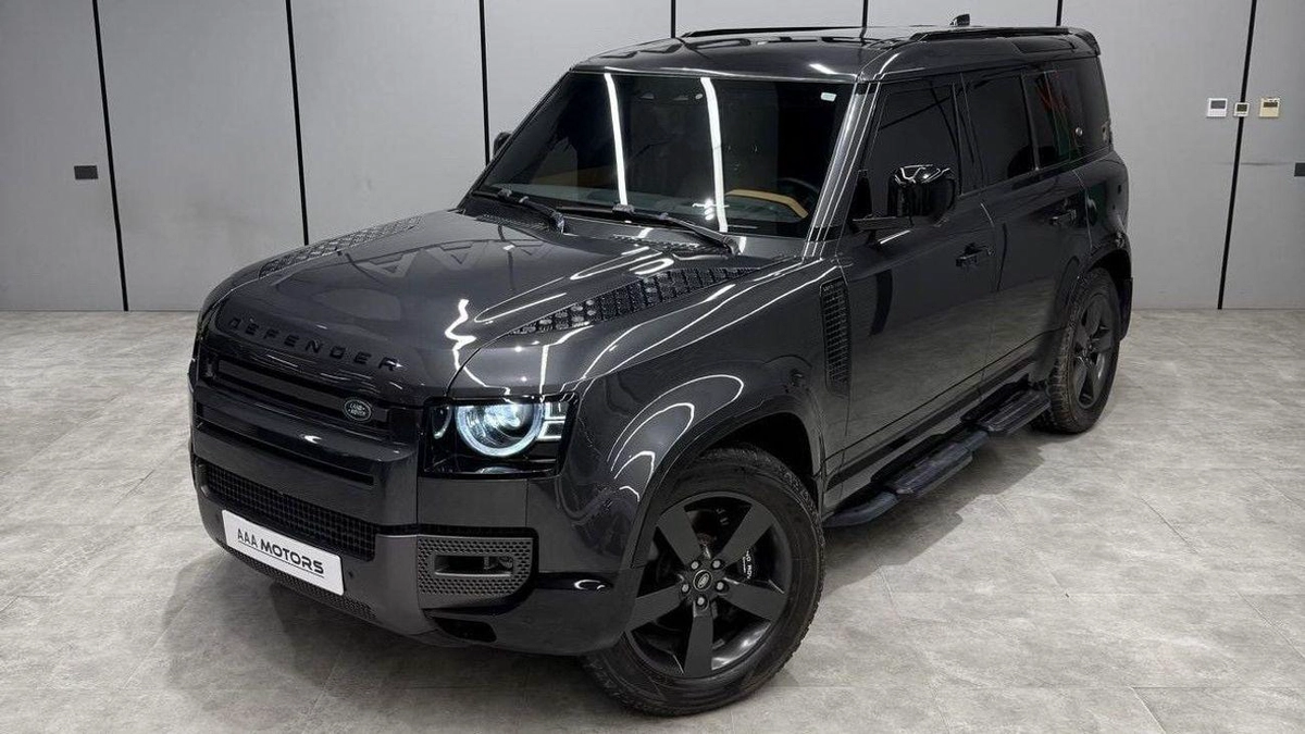 Land Rover Defender HSE 110 HSE 2024 GCC specs-2-0
