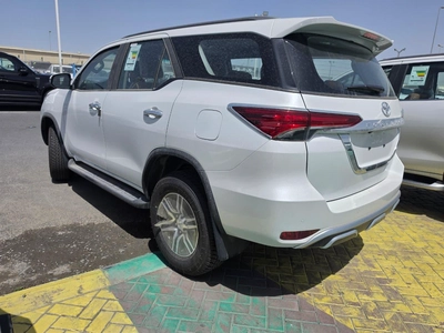 TOYOTA FORTUNER 4.0L V6 PETROL 2026-1