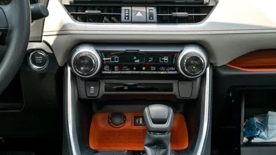 Toyota RAV4 ADVENTURE-V AWD 2.5L-12