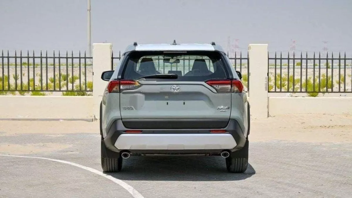 Toyota RAV4 ADVENTURE-V AWD 2.5L-4-0