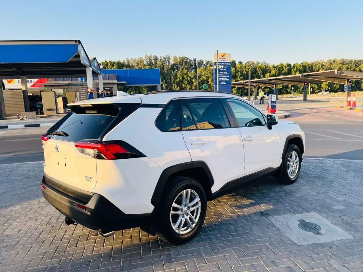 Toyota RAV4 XLE  2.5  FOR EXPORT ONLY-16-0