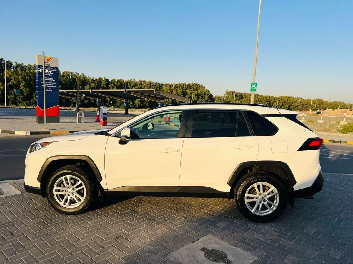 Toyota RAV4 XLE  2.5  FOR EXPORT ONLY-20-0