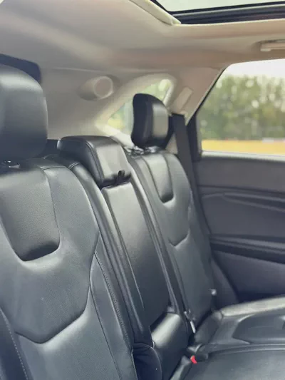 | 3.5L | Ford Edge Titanium V6 | 2018 | CLEAN CAR | 164,000 km | Silver / Black-16