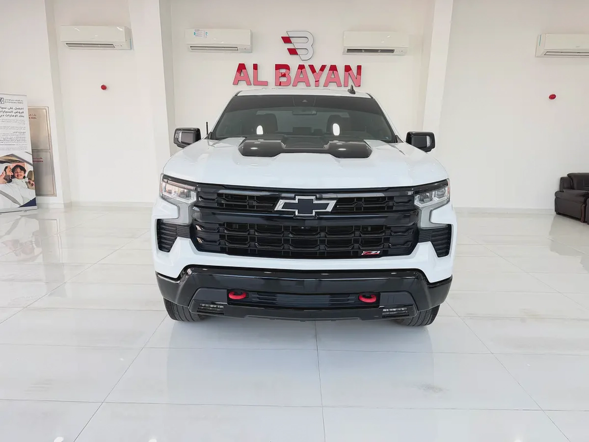 شيفروليه سيلفرادو تريل بوس ابيض/احمر خليجي 2023 Chevrolet Silverado 1500 LT Trail Boss | GCC Specs-4-4