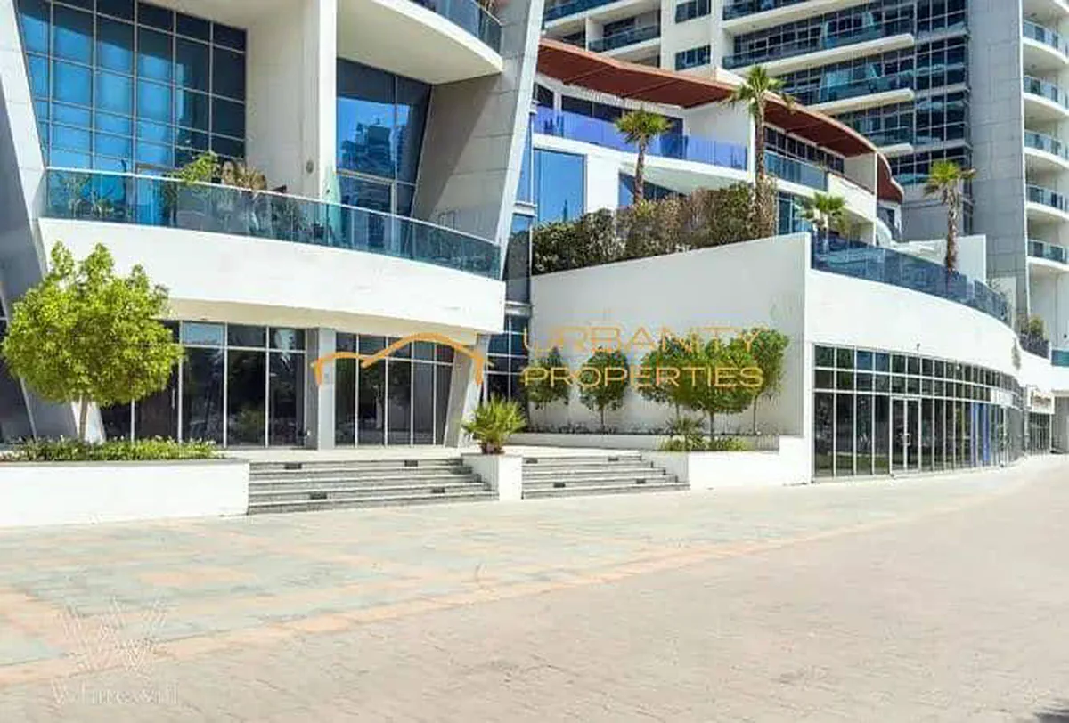 Prime Marina Retail Opportunity | 5,156 Sqft Combined Shops | High Visibility-7-7