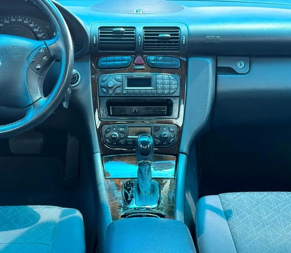 BENZ C240 | 2002 | CLEAN CAR | JAPAN IMPORT