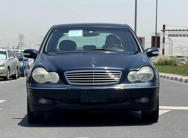 BENZ C240 | 2002 | CLEAN CAR | JAPAN IMPORT