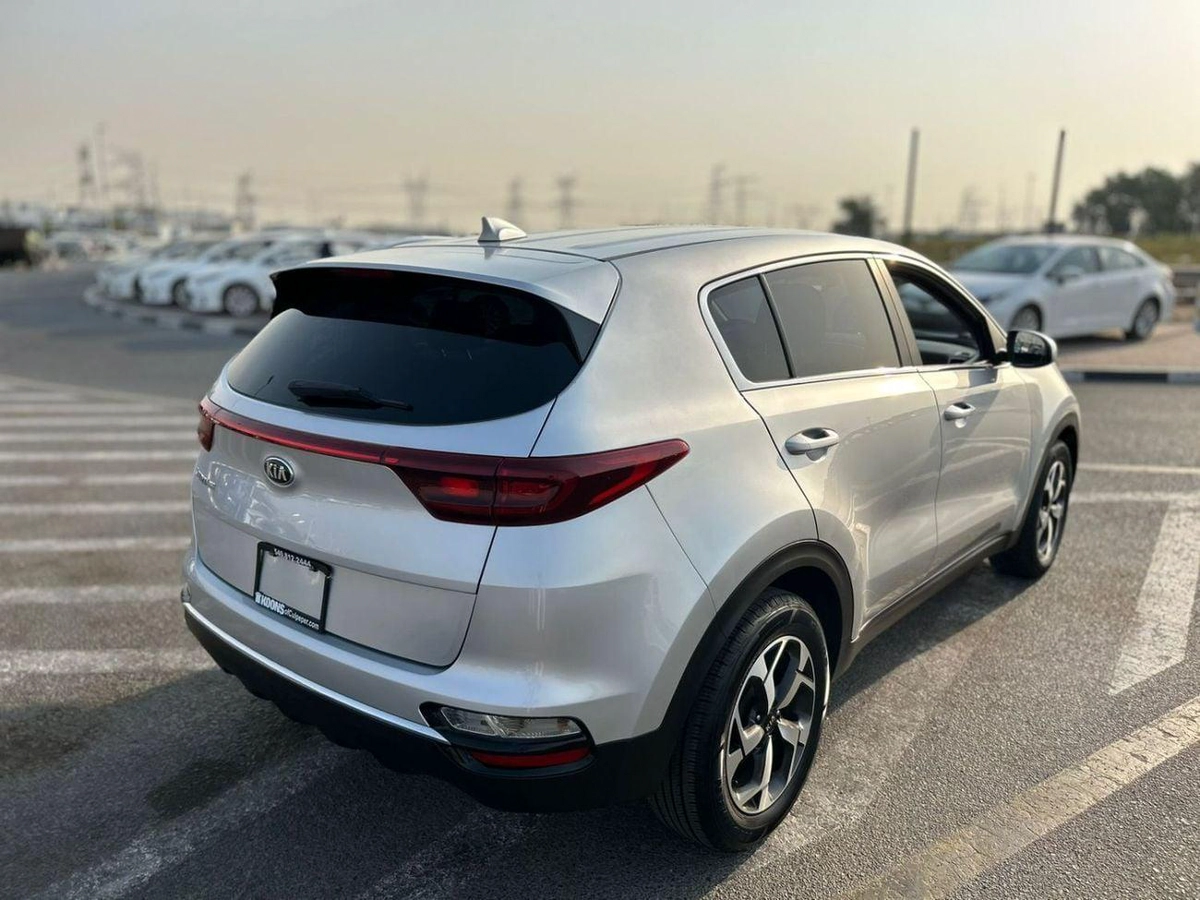 Kia Sportage 2020 Kia Sportage 2.4L V4 - MiOption+ - Apple/Android Play - Rear CAM - Rims --4-0