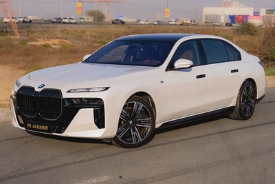 BMW 735i M SPORT INDIVIDUAL || 2026 || FULLY LOADED || UNDER WARRANTY || LIKE NEW CONDITION-0