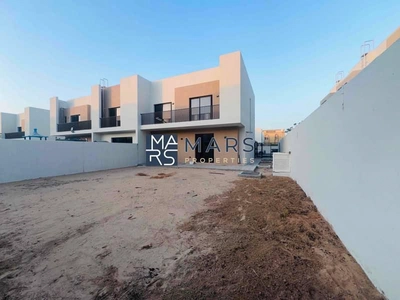 Luxury 4 bedroom villa available for rent innasma residence just in 160k-15