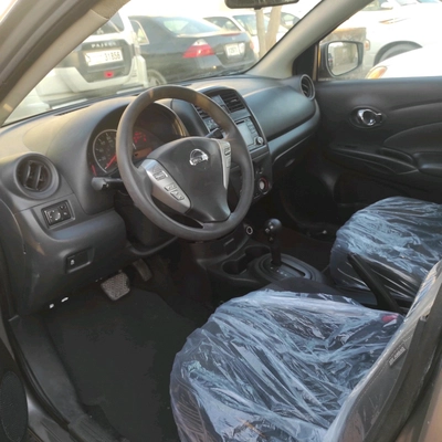 Nissan Versa 2017-1