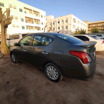 Nissan Versa 2017-2