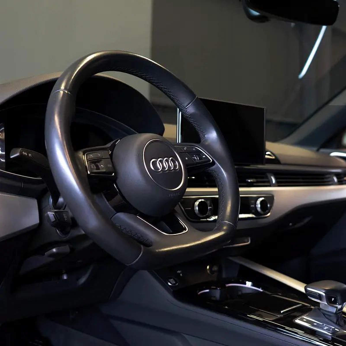 AED 1,858 pm • 0% Downpayment • A4 35TFSI S-Line • Agency Warranty-6-6