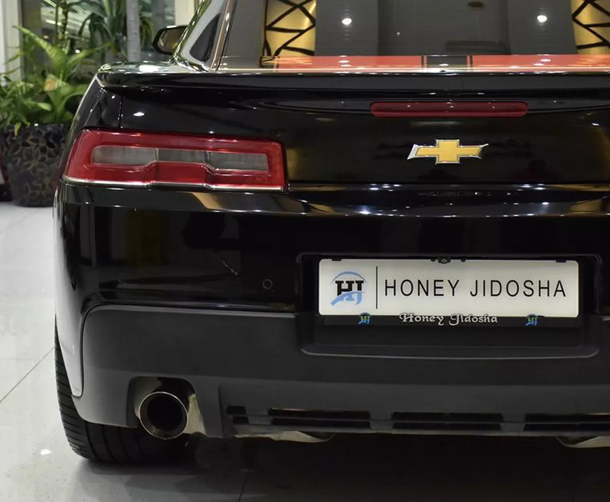 Chevrolet Camaro RS ( 2014 Model ) in Black Color GCC Specs-8-8
